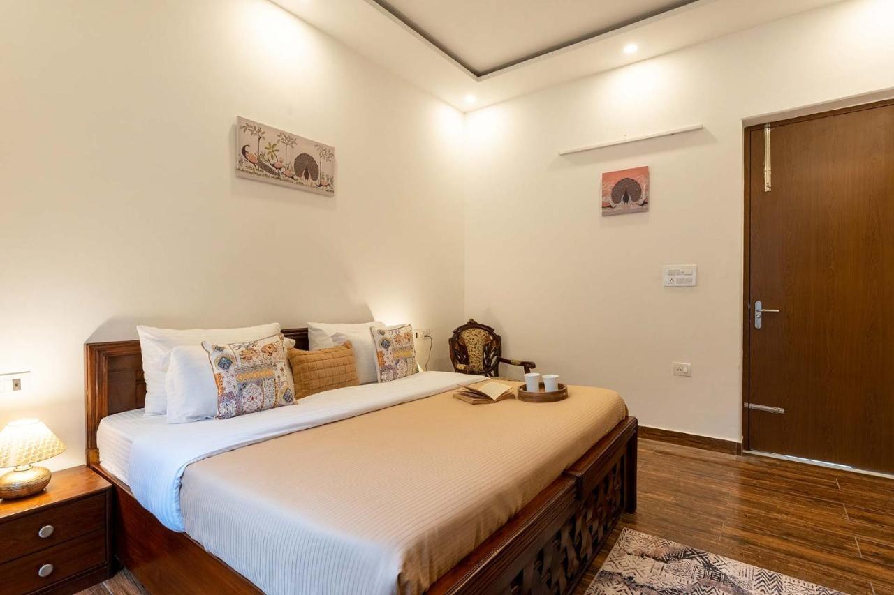 Brookvale Manor By Stayvista - Private Pool Haven With Endless Views & Indoor Fun Sohna 外观 照片