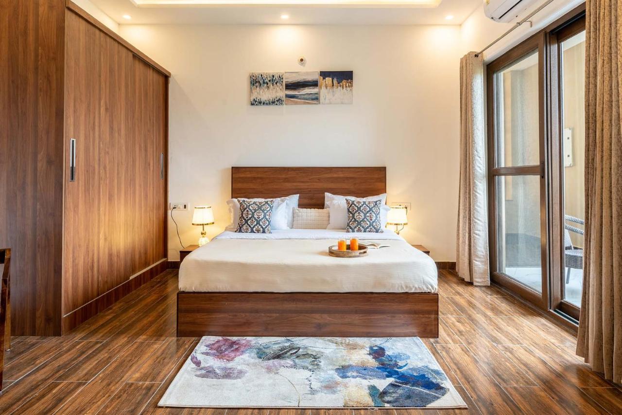 Brookvale Manor By Stayvista - Private Pool Haven With Endless Views & Indoor Fun Sohna 外观 照片